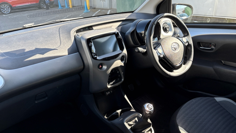 Toyota Aygo 1.0 VVT-i X-Trend 5dr Petrol Hatchback